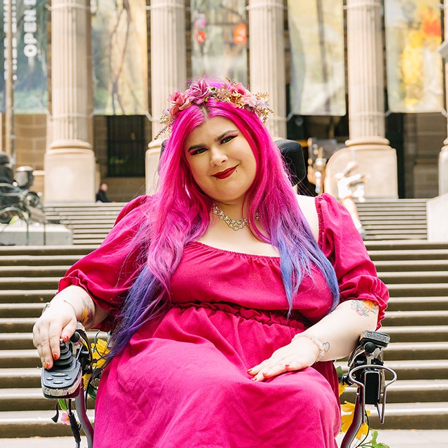 Image of Zoe Simmons